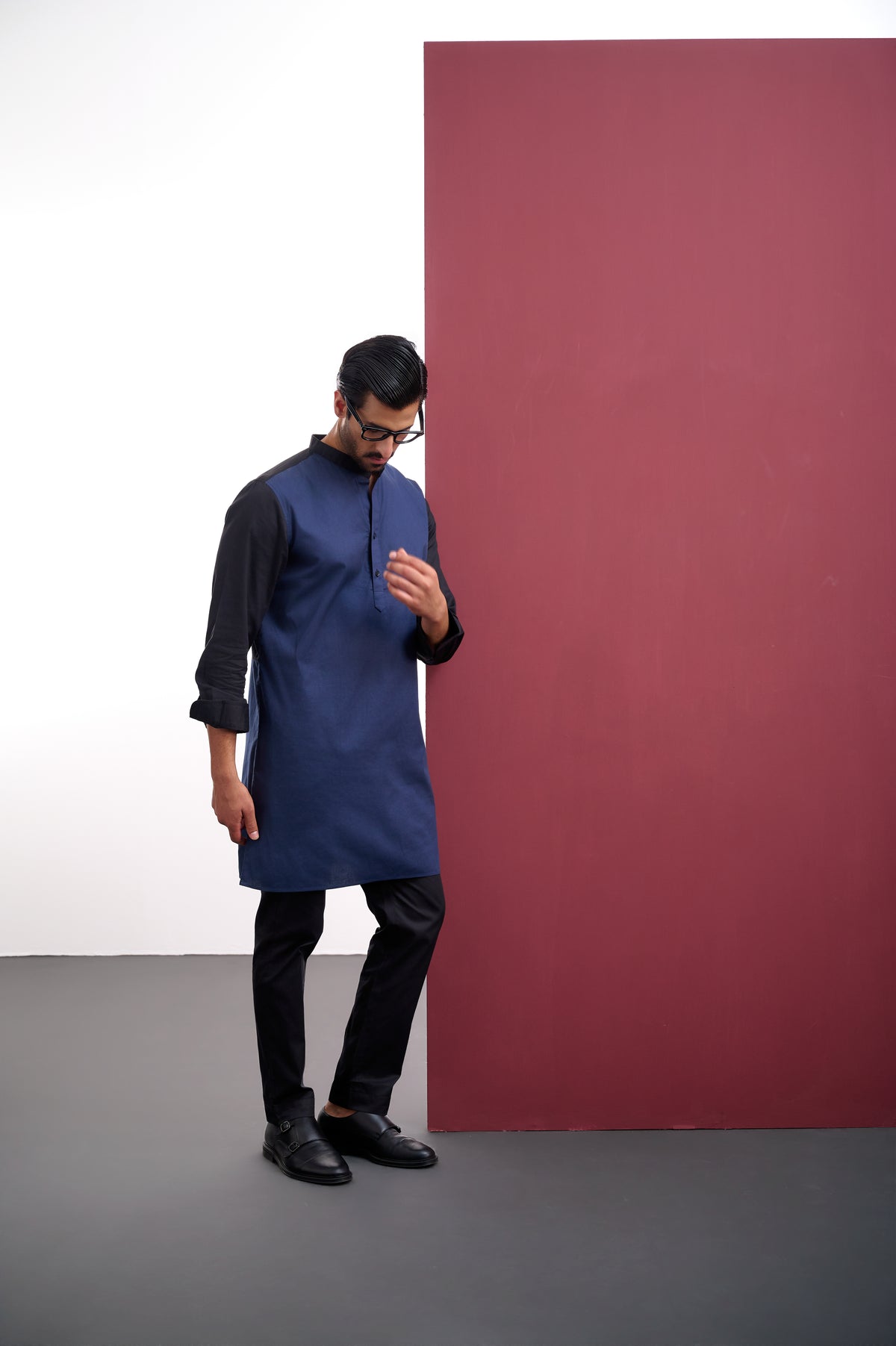 NAVY & BLACK KURTA WITH SEQUIN FACE EMBROIDERY