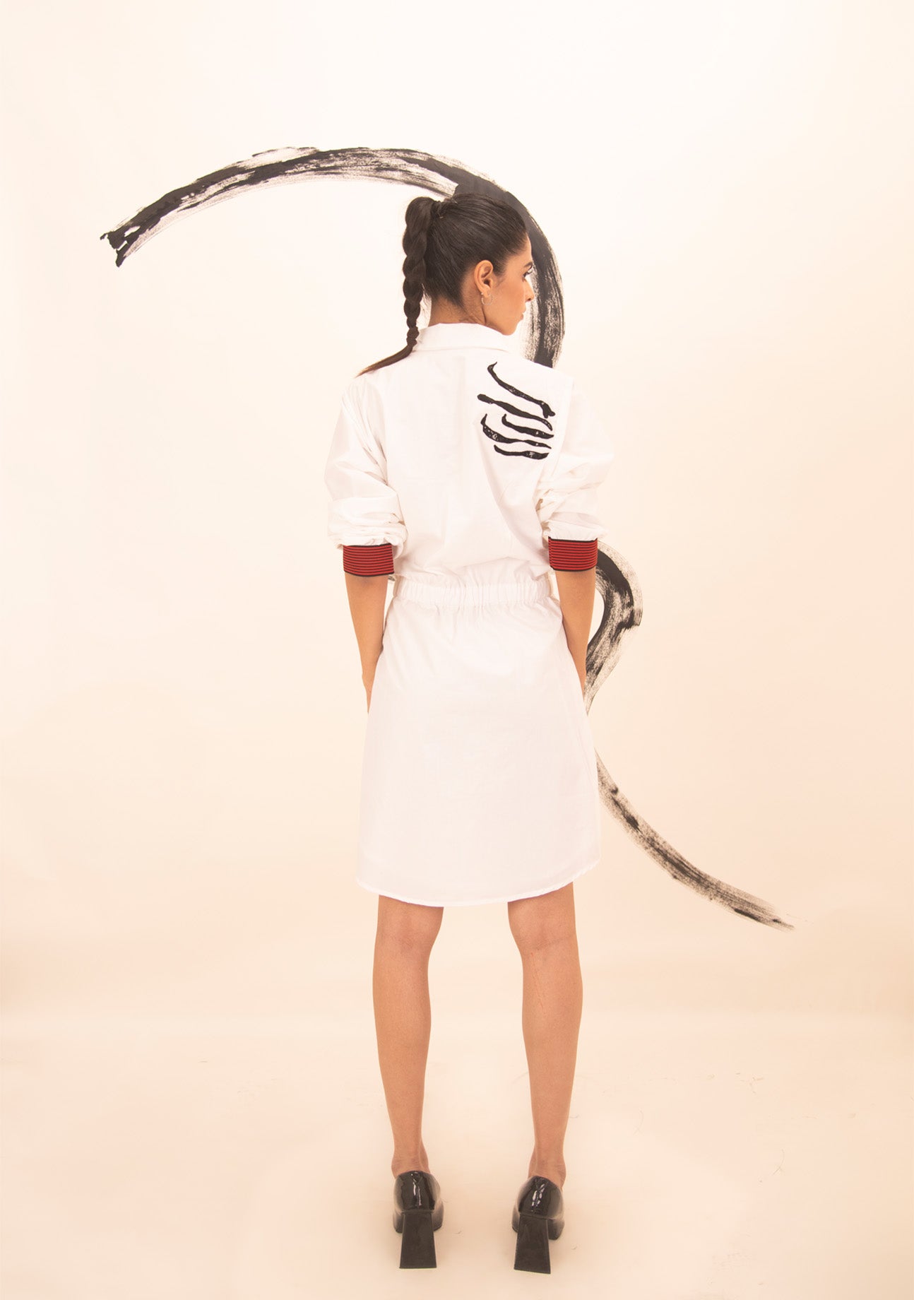 White Cotton Dress with Pocket Embroidery