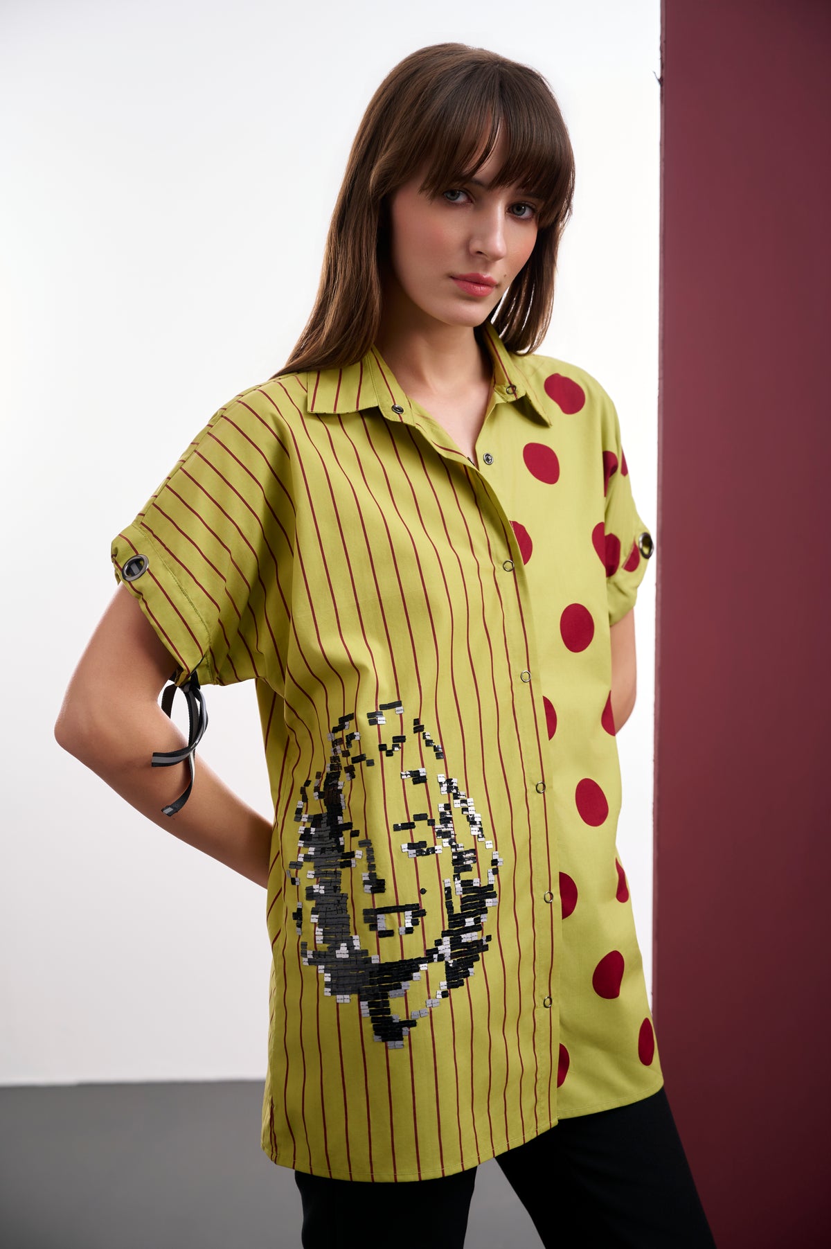 GREEN & BURGUNDY SPLIT SHIRT WITH SEQUIN MARILYN MONROE