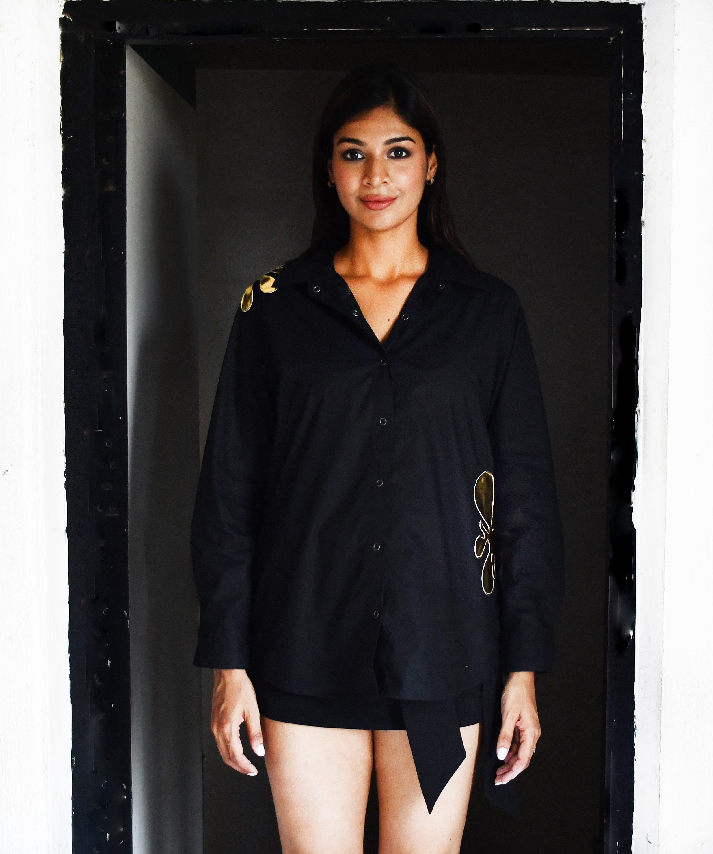 BLACK COTTON SHIRT WITH GOLD LEAF PATCH